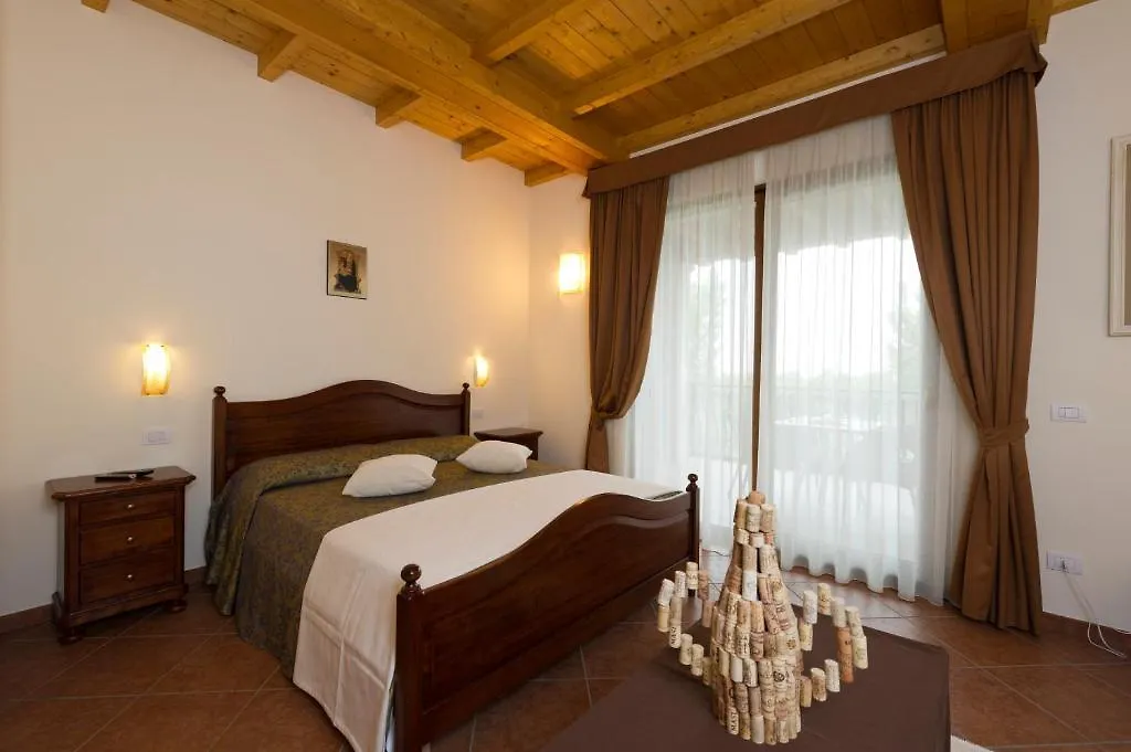 Apartahotel Locanda Ristorante Al Cardellino Bardolino