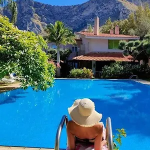 https://villa-megna-green-paradise-bb.sicilyhotelsitaly.net