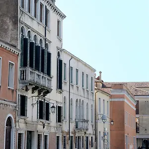 https://riva-de-biasio.hotelslidodijesolo.com
